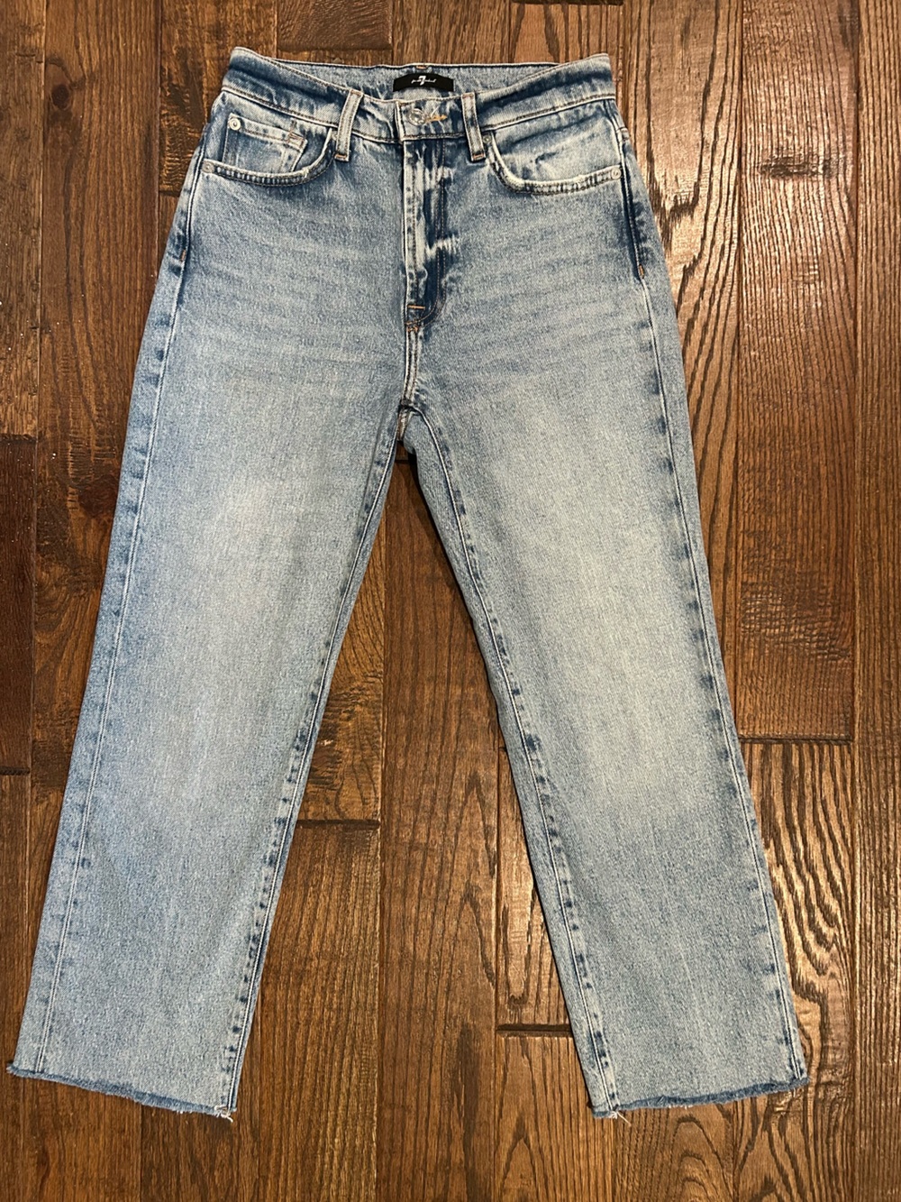 7 For All Mankind Logan Stovepipe Cropped Fringe Hem 25 26”L  - excellent shape!